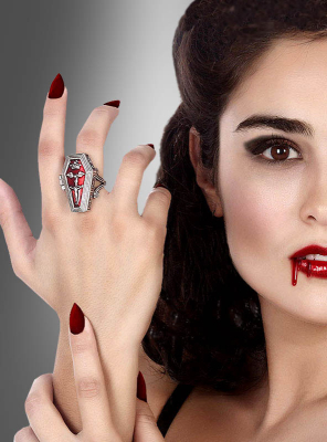 Coffin-shaped poison ring for vampires 