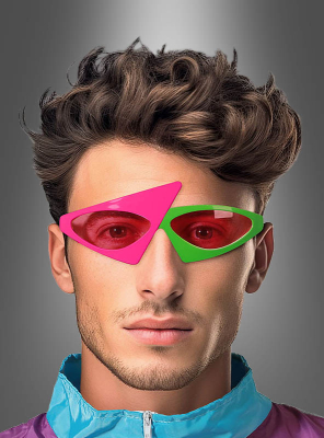 Asymmetric 80s glasses 