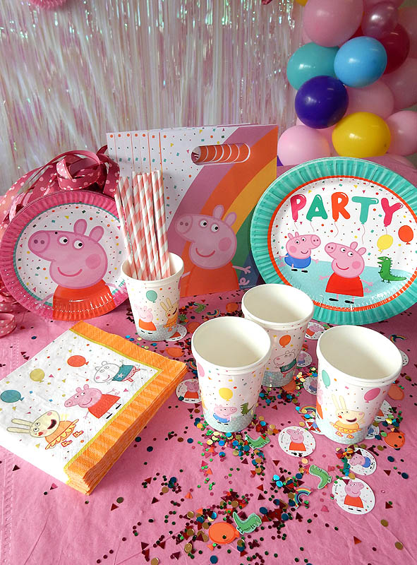 Peppa Pig Table Decoration 53 Parts buy here Kost mpalast