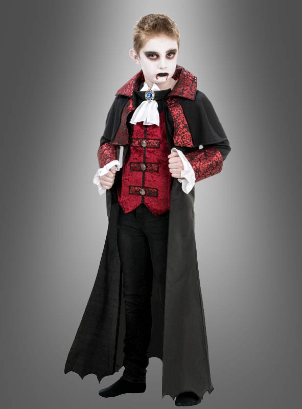 Noble vampire costume for children