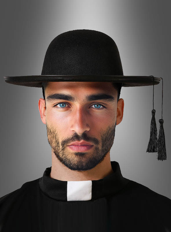 Don Camillo Hut für Priester