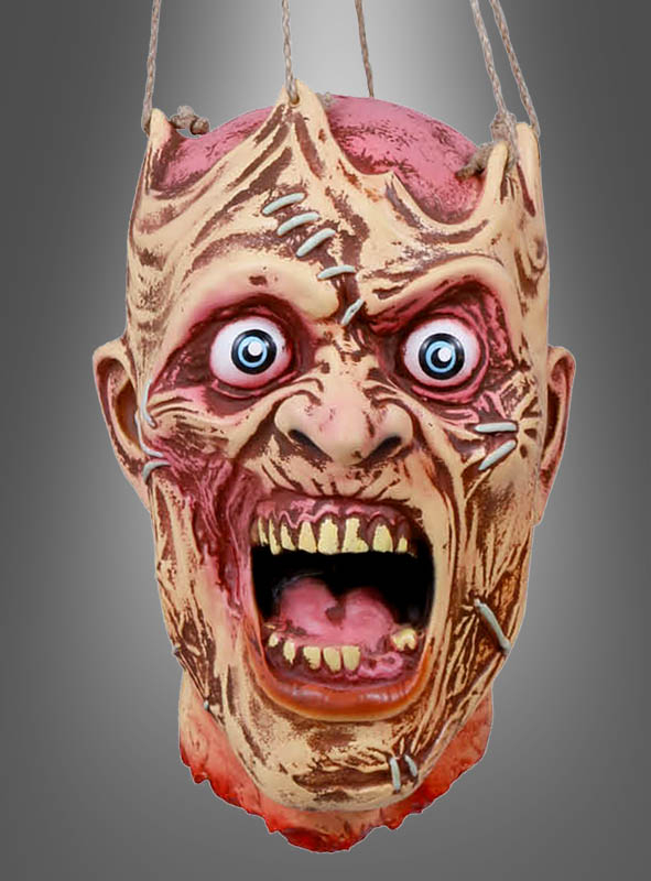 Aufgehängter Zombiekopf
