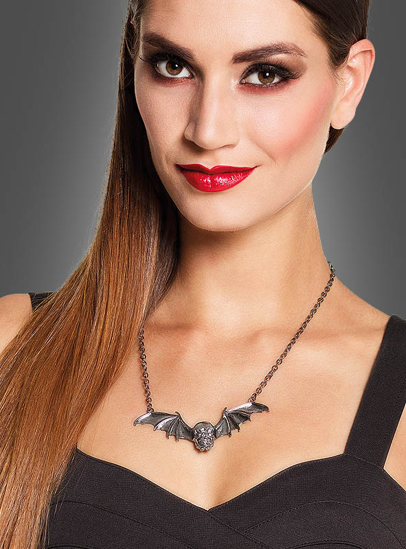 Gothic Kette Totenkopf mit Flügel