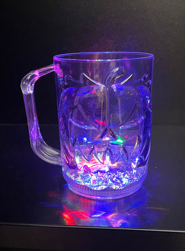Halloween pumpkin drinking cup with light 