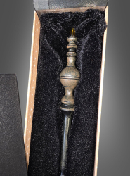 Product image 2 of the product “Deluxe Magic Wand Professor Wizard School ”