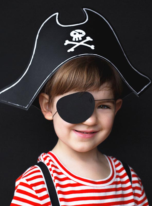 Piraten Papierhut Partyset mit Augenklappe 
