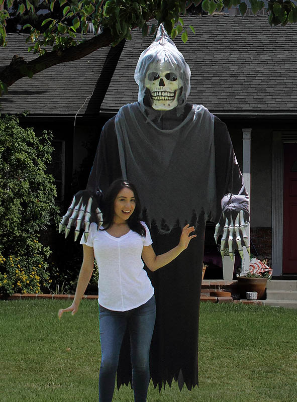 Giant Towering Terror Reaper Costume 8 Feet 