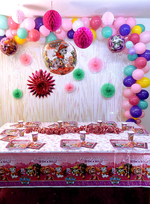 Artikelbild 1 des Artikels “Paw Patrol Skye Wand Deko für Mädchen 113 Teile “