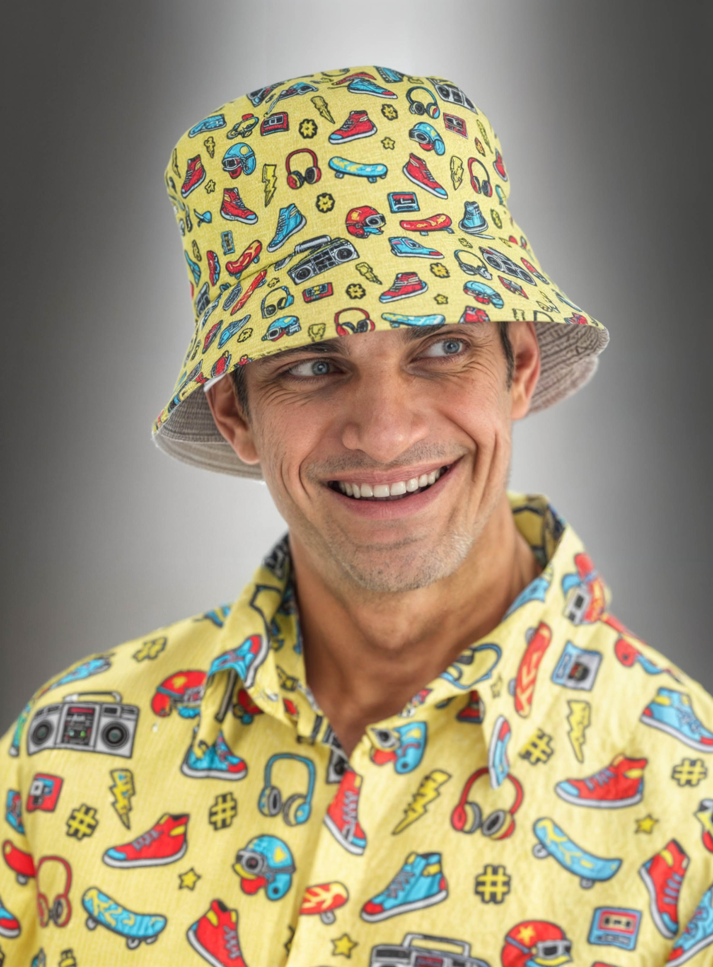 Product image 1 of the product “90s motif bucket hat yellow ”