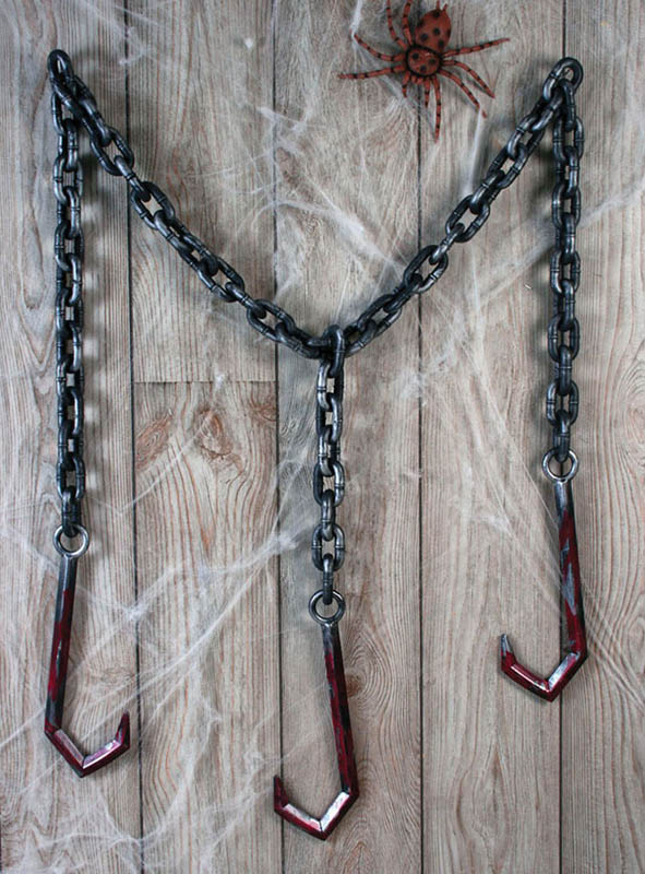 Artikelbild 2 des Artikels “Ketten mit blutigen Fleischerhaken “