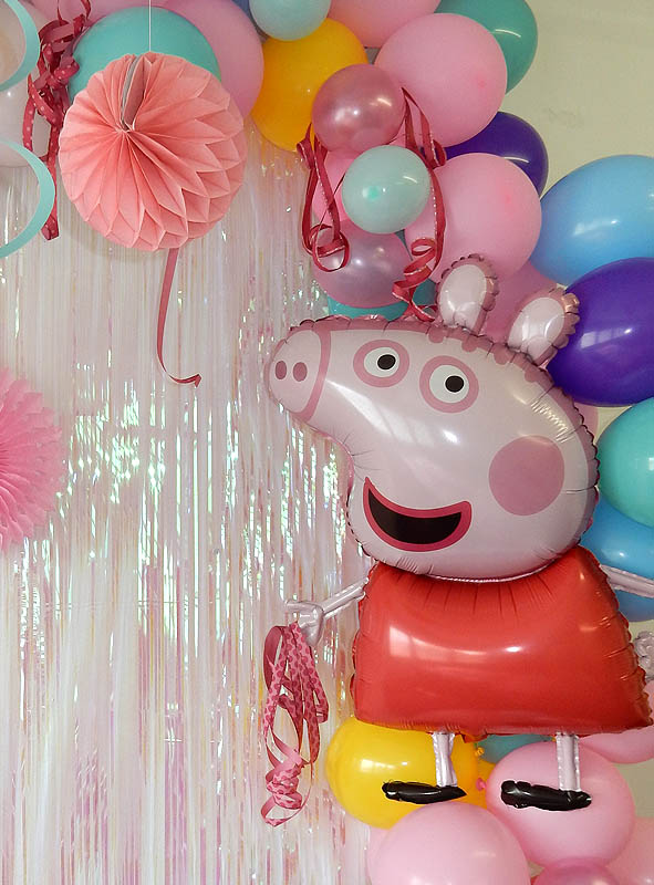 Artikelbild 2 des Artikels “Peppa Pig Party Wand Deko Set 108 Teile “
