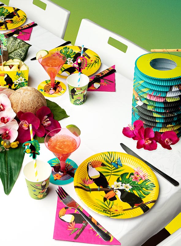 Product image 2 of the product “Summer party paper tableware set toucans ”